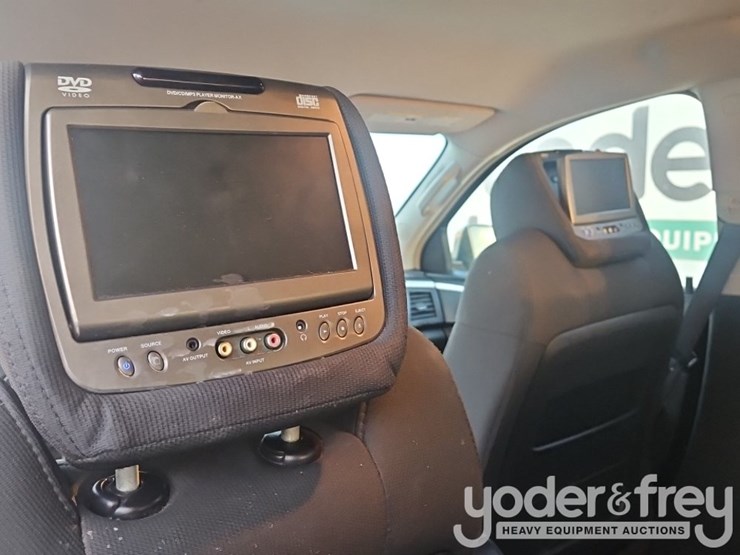 2009-chevrolet-traverse-image-26