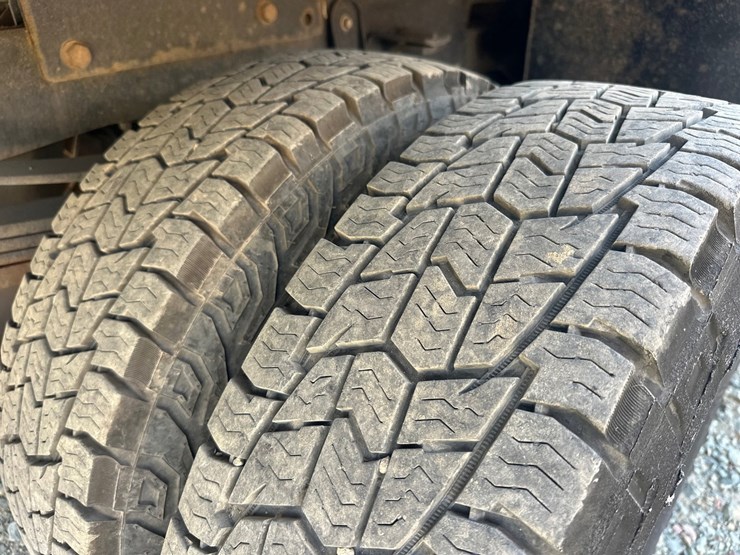 2017-ford-f350-xl-image-66