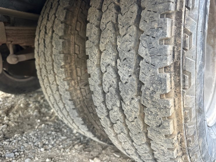 2009-ford-f350-image-75
