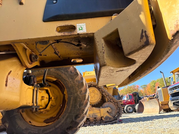 caterpillar-th360b-image-67