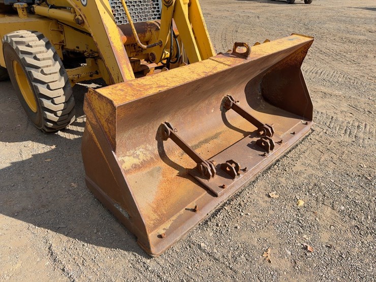 2002-deere-410g-image-8