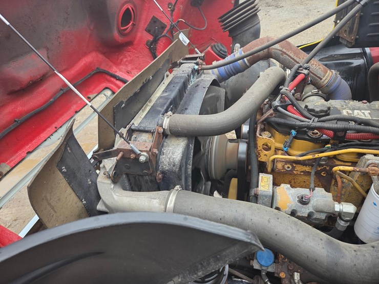 2003-caterpillar-c7-image-32