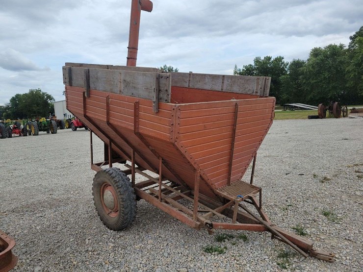 auger-wagon-image-1