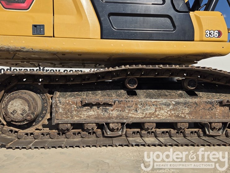 2022-caterpillar-336-image-16
