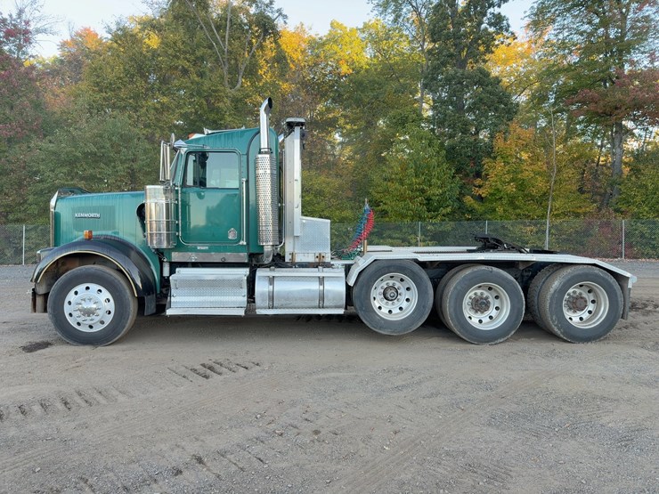 2006-kenworth-w900-image-2