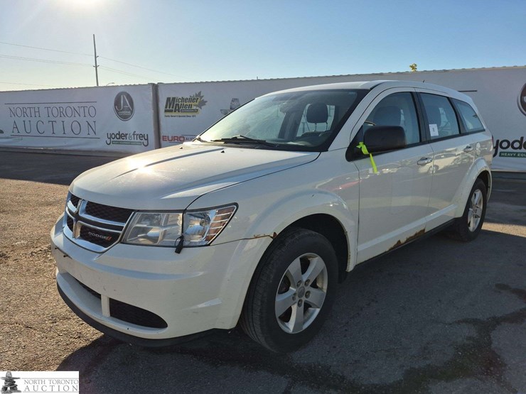 2013-dodge-journey-image-1