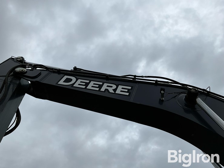 2019-deere-350g-lc-image-19
