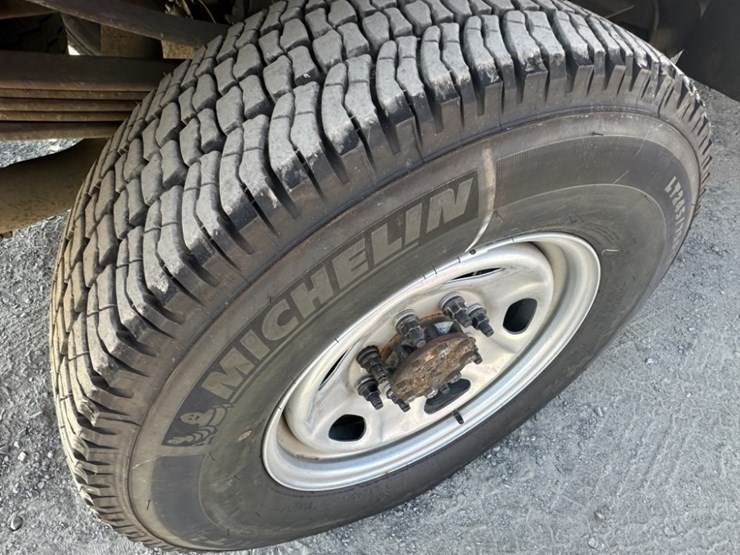 2006-ford-f350-xl-image-14