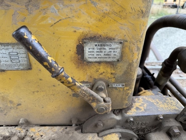 1963-caterpillar-d8h-image-28