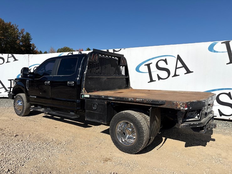 2017-ford-f350-xl-image-3
