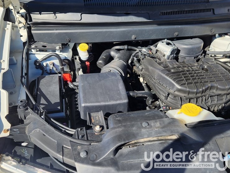 2012-dodge-journey-image-10