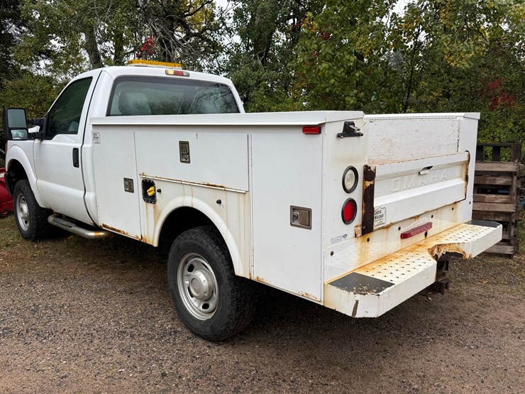2011-ford-f350-image-3