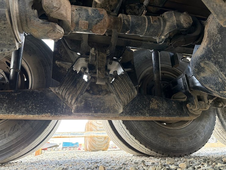 2016-kenworth-t880-image-61