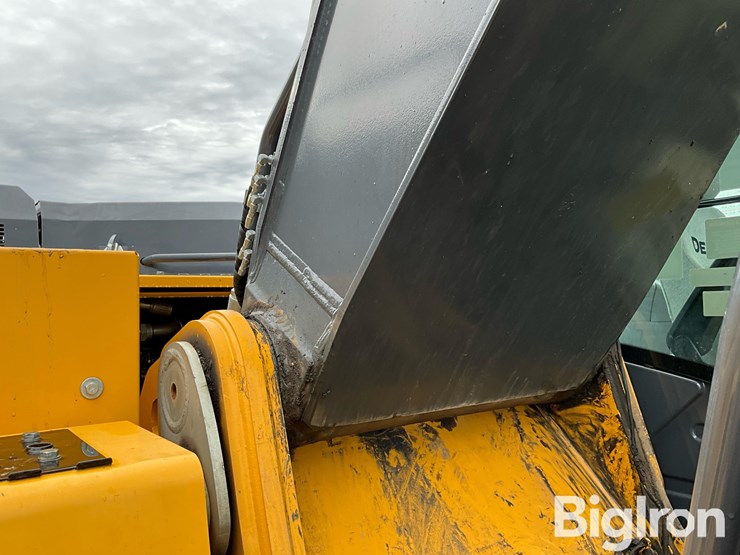 2019-deere-350g-lc-image-16