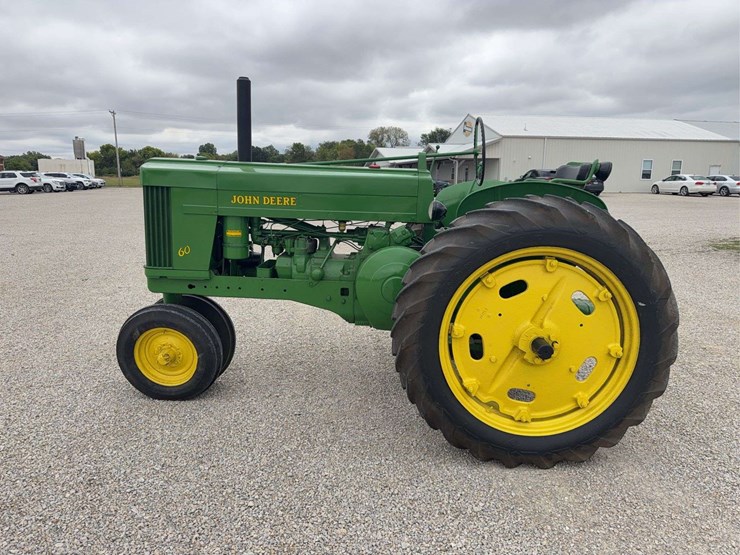 1953-john-deere-60-image-2