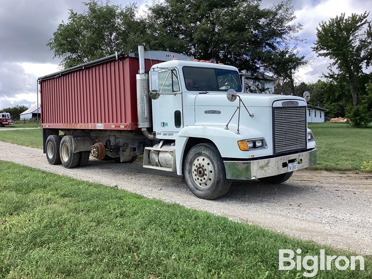 1989-freightliner-fld120-image-3
