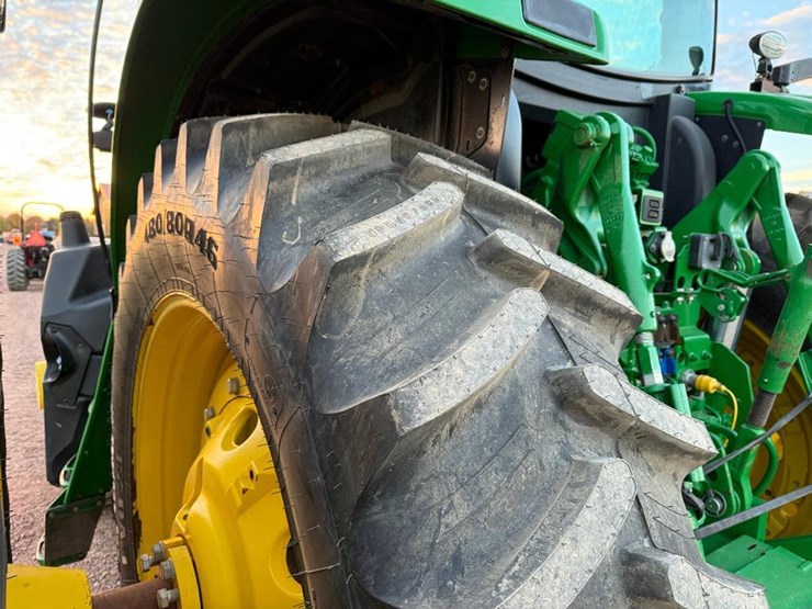john-deere-6215r-image-7