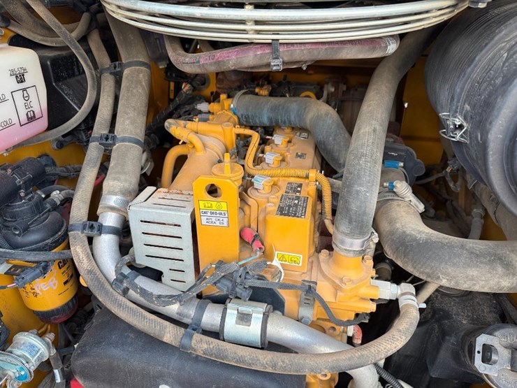 caterpillar-279d3-image-29