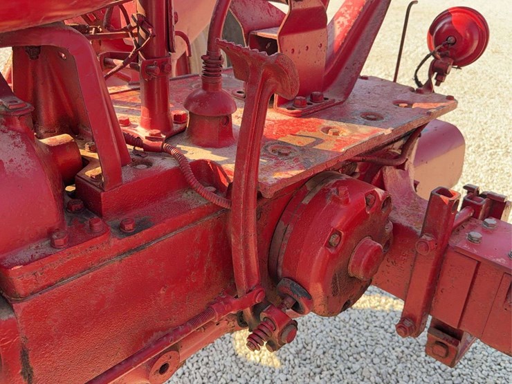 farmall-super-h-image-37