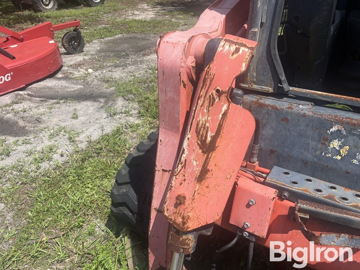 2019-kubota-svl95-2s-image-16