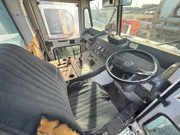 elgin-pelican-s-image-45