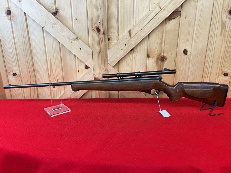 mossberg-model-151k-.22-lr-semiauto-rifle-image-1