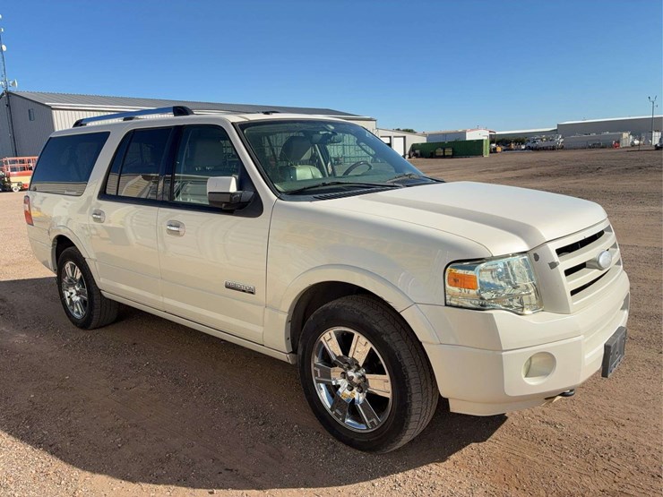 2008-ford-expedition-limited-image-2