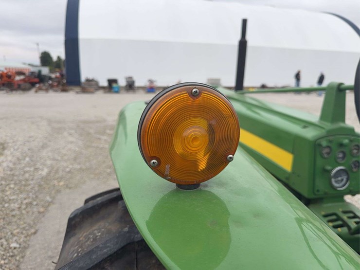 1957-john-deere-520-image-37