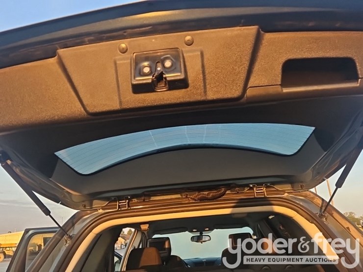 2009-chevrolet-traverse-image-28