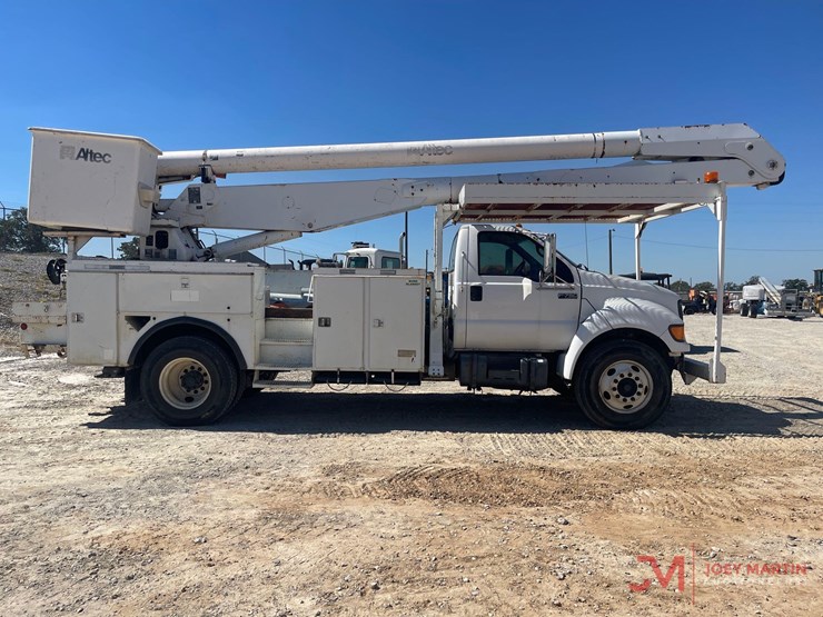 2003-ford-f750-image-2