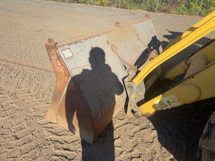 2005-komatsu-wb150aws-2-image-10