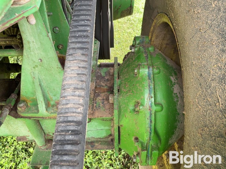 1982-john-deere-6620-image-11