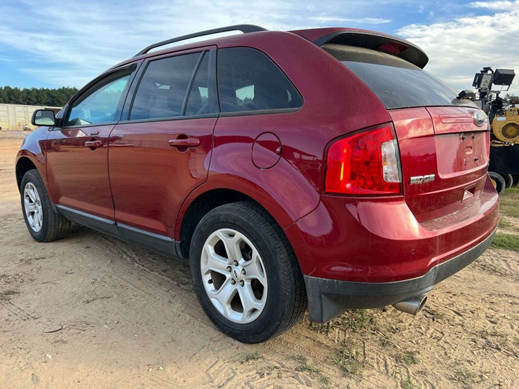 ford-edge-sel-image-2