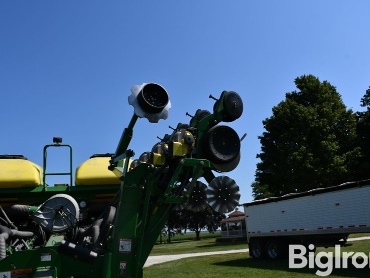 2009-john-deere-1790-ccs-image-13