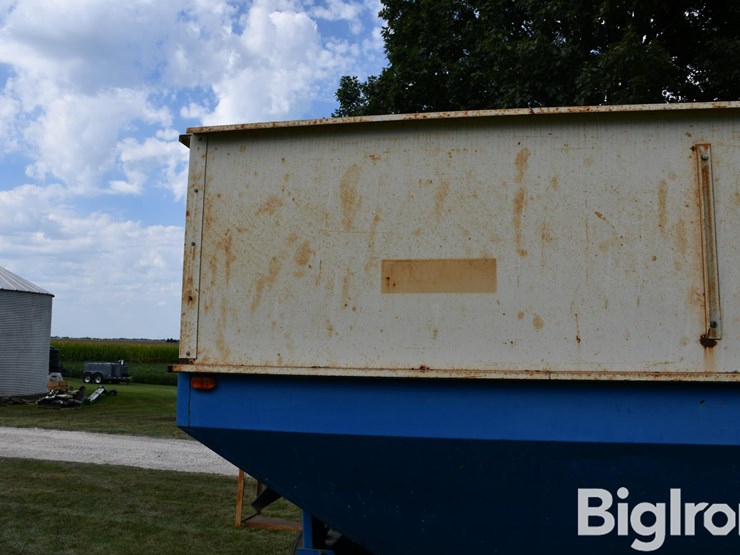 dmi-412-gravity-wagon-image-14
