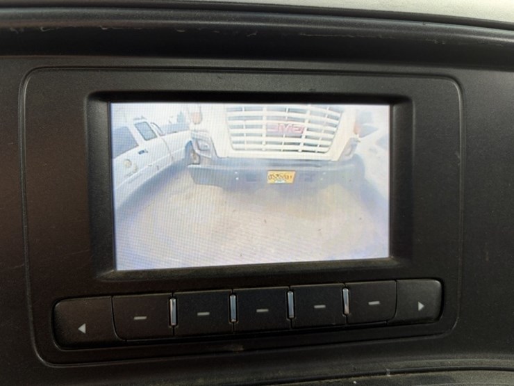 2016-gmc-sierra-pickup-image-28