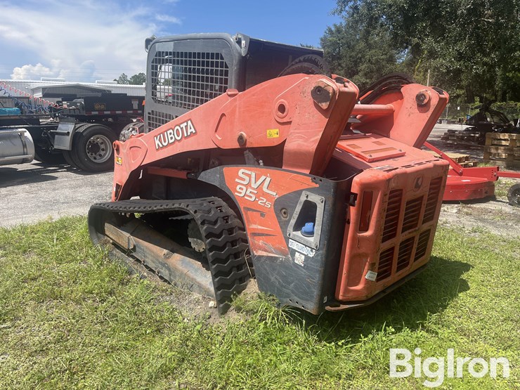 2019-kubota-svl95-2s-image-7