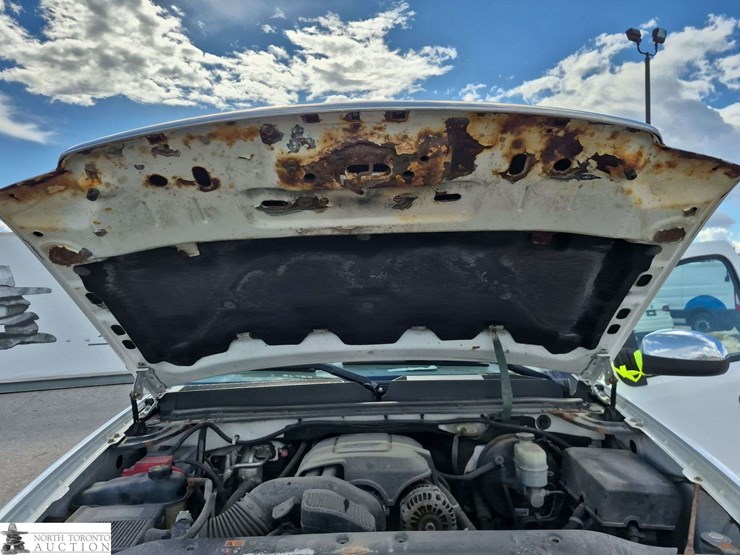 2011-gmc-sierra-1500-image-28