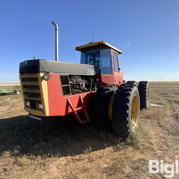 1986 VERSATILE 756