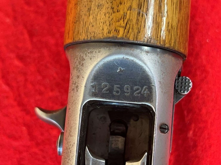 browning-a-5-16-gauge-semiauto-shotgun-image-14