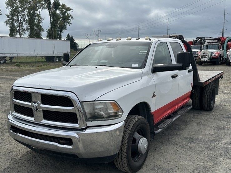 2014-dodge-3500-image-1