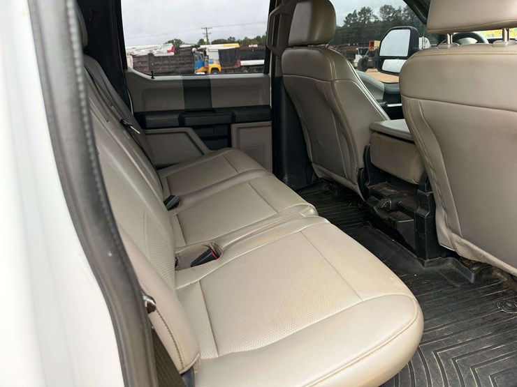 ford-f250-xl-image-16