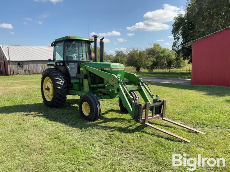 1985-john-deere-4250-image-3