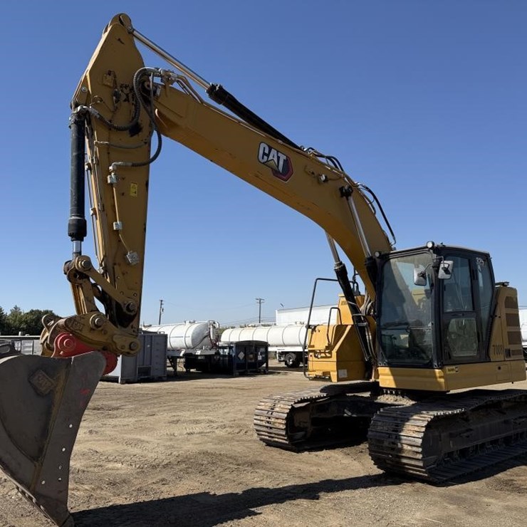 2023 CATERPILLAR 325