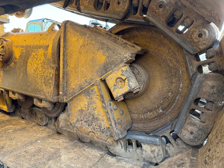 caterpillar-d6t-lgp-image-92
