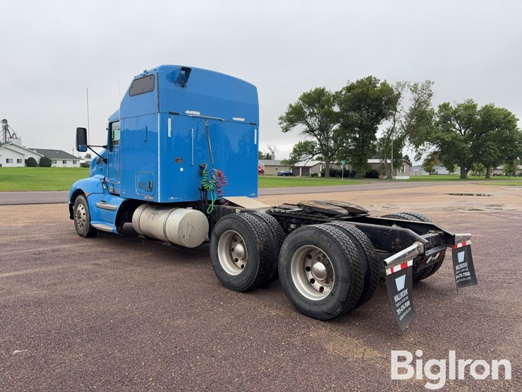 2013-kenworth-t660-image-7