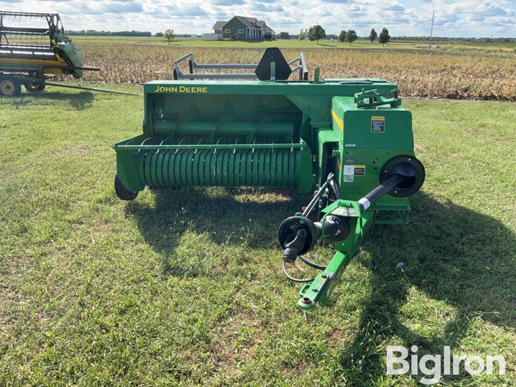 2021-john-deere-348-image-2
