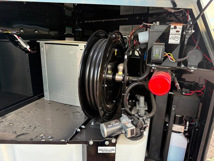 2023-thunder-creek-equipment-fst-990-image-33