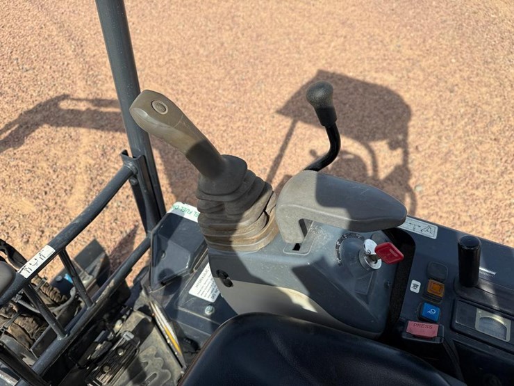 deere-17g-image-38
