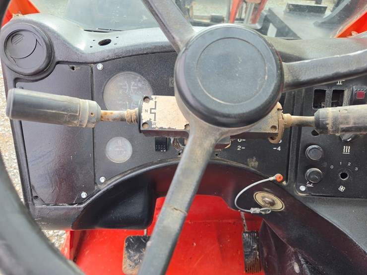 2010-jlg-g10-55a-image-47